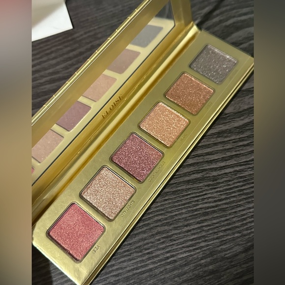 Eyeshadow palette NEW - Picture 1 of 5